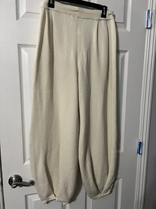 Cozy Wide-Leg Cream Lounge Pants - Picture 7 of 9